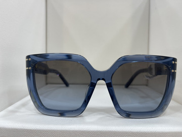 Lunette de soleil DIORSIGNATURE 