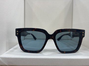 Lunette de soleil GG1084S 